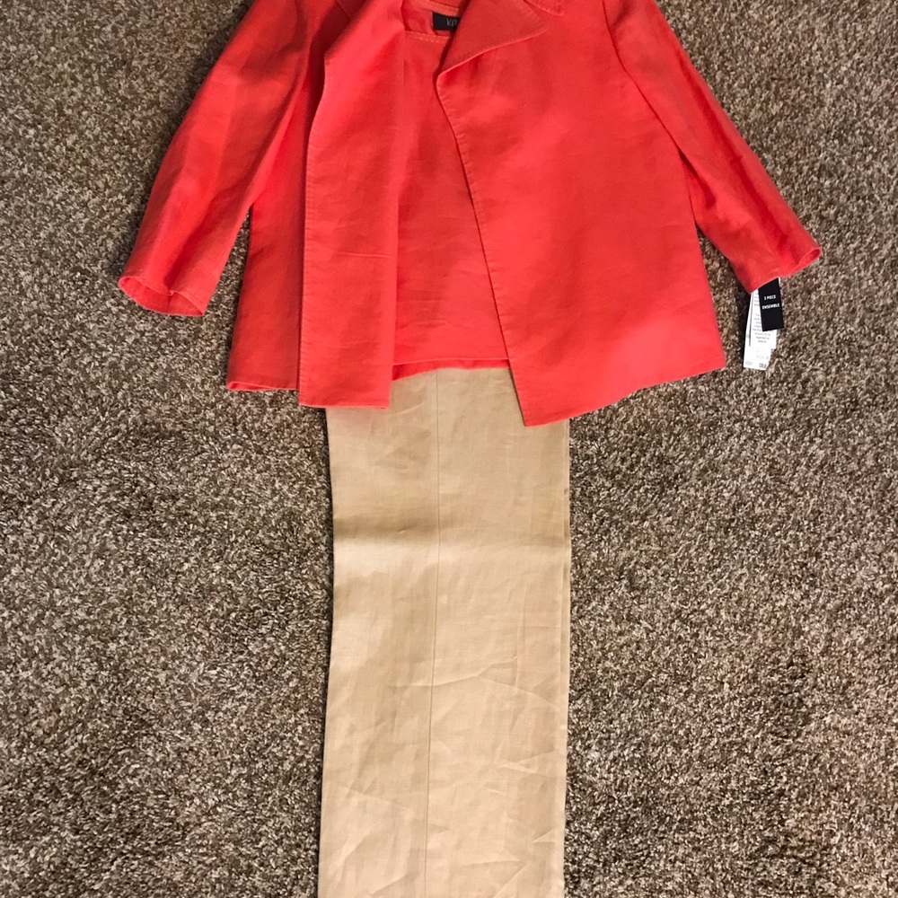3 Piece Kasper Pant Suit - Picture 5 of 7